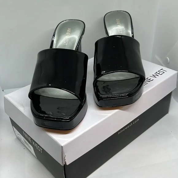 Nine West Black Patton Slip On Shoes with with 4” Heels - Picture 3 of 5